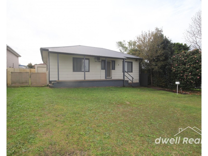 3 Mulgen Crescent, Bomaderry NSW 2541