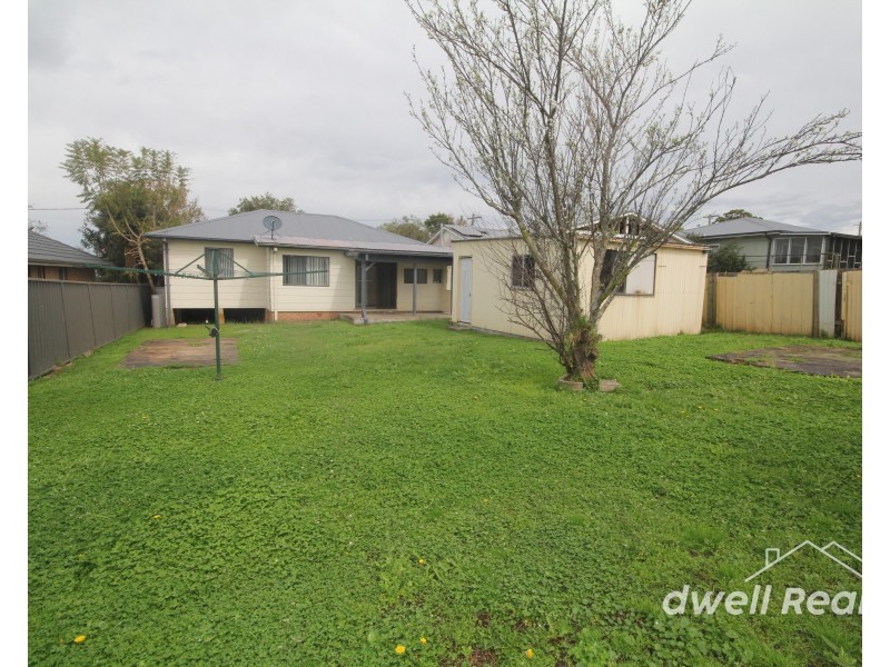 3 Mulgen Crescent, Bomaderry NSW 2541