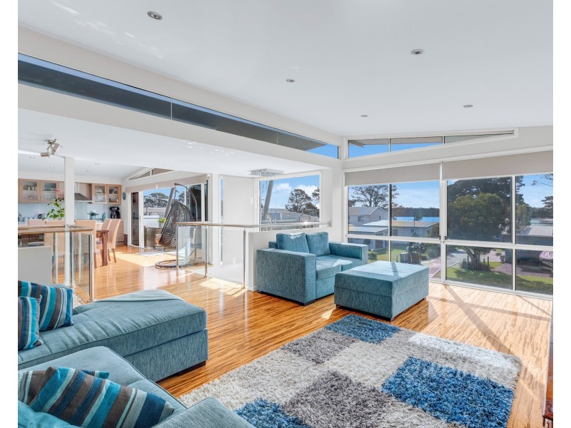 76 ADELAIDE STREET, Greenwell Point NSW 2540