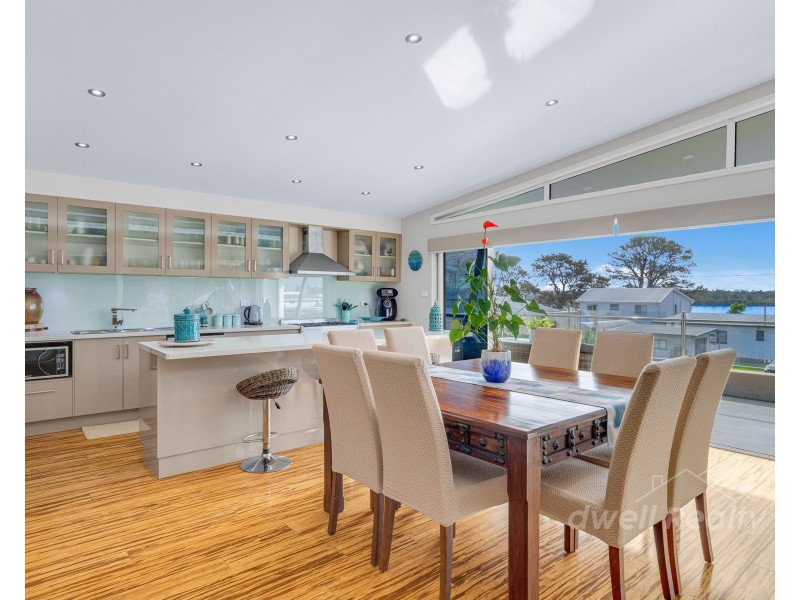 76 ADELAIDE STREET, Greenwell Point NSW 2540