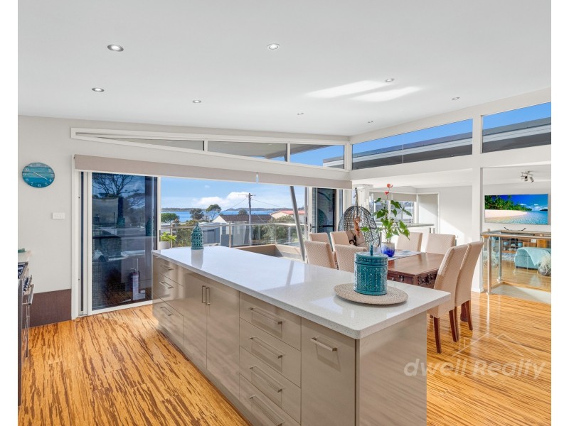 76 ADELAIDE STREET, Greenwell Point NSW 2540