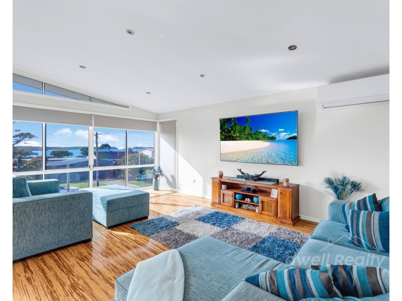 76 ADELAIDE STREET, Greenwell Point NSW 2540