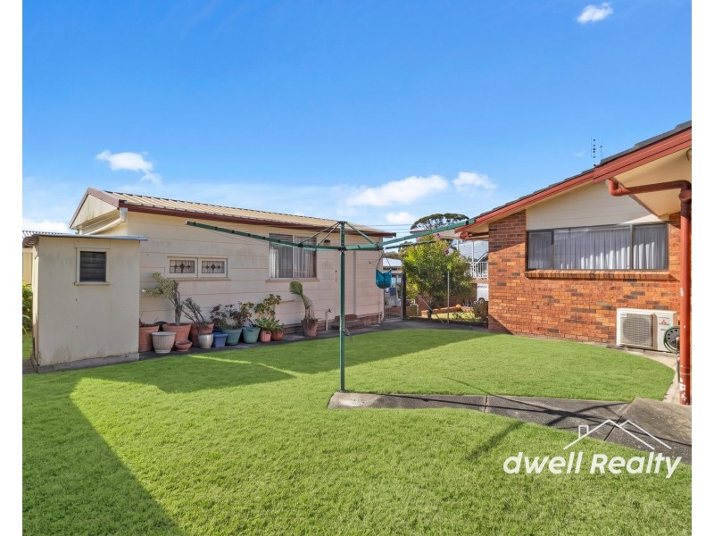 22 CATER CRESCENT, Sussex Inlet NSW 2540