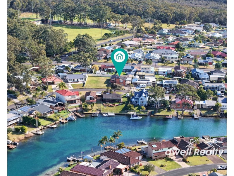22 CATER CRESCENT, Sussex Inlet NSW 2540