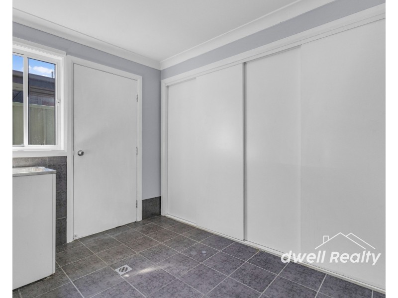4 DEANE STREET, St Georges Basin NSW 2540