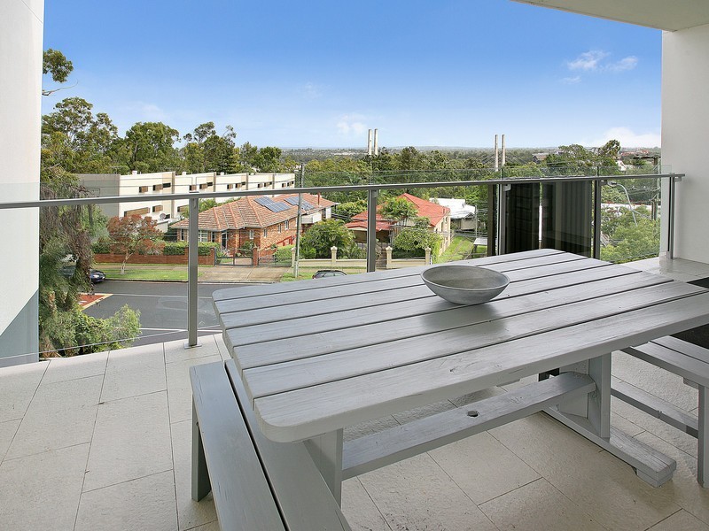 2105/8 Lochaber Street, Dutton Park QLD 4102