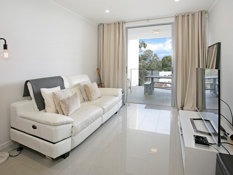 2105/8 Lochaber Street, Dutton Park QLD 4102