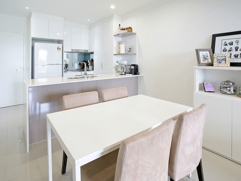 2105/8 Lochaber Street, Dutton Park QLD 4102