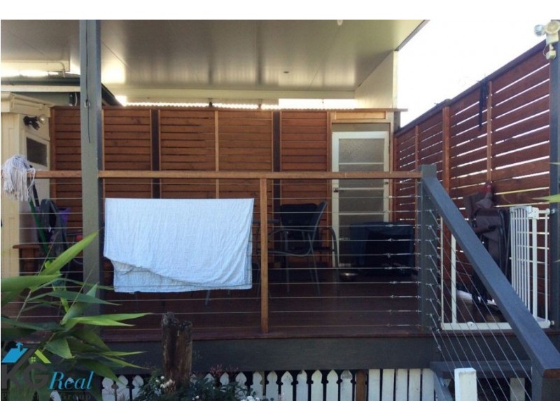 Holland Park West QLD 4121