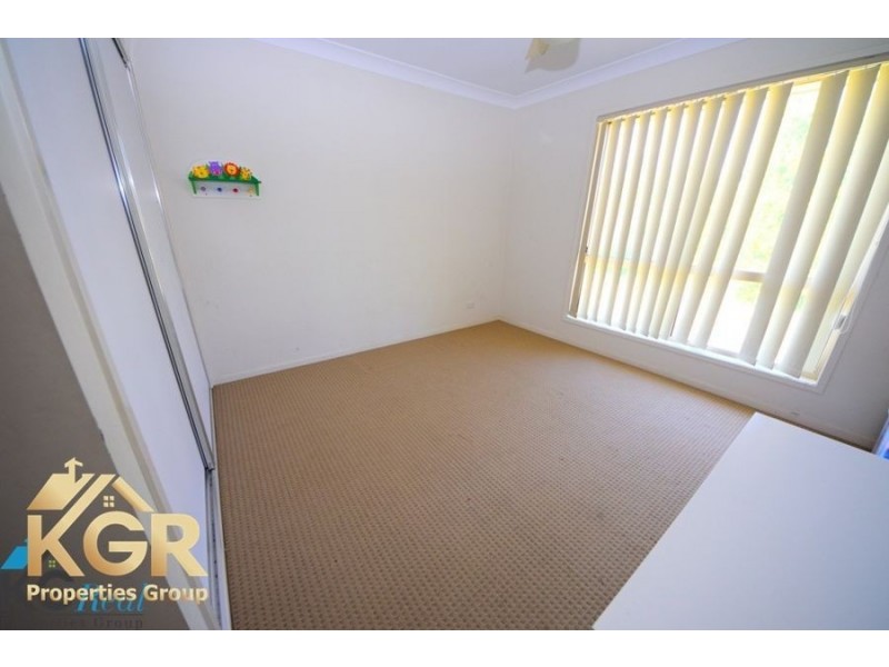 19 Earnshaw Street, Calamvale QLD 4116