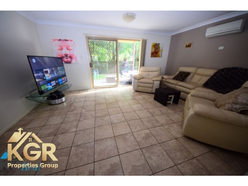 19 Earnshaw Street, Calamvale QLD 4116