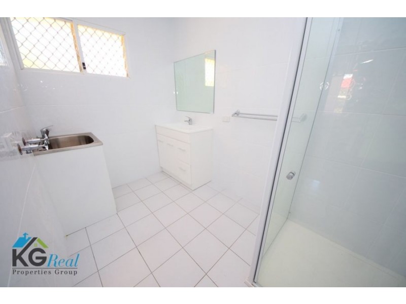 2 Blaxland Street, Woodridge QLD 4114