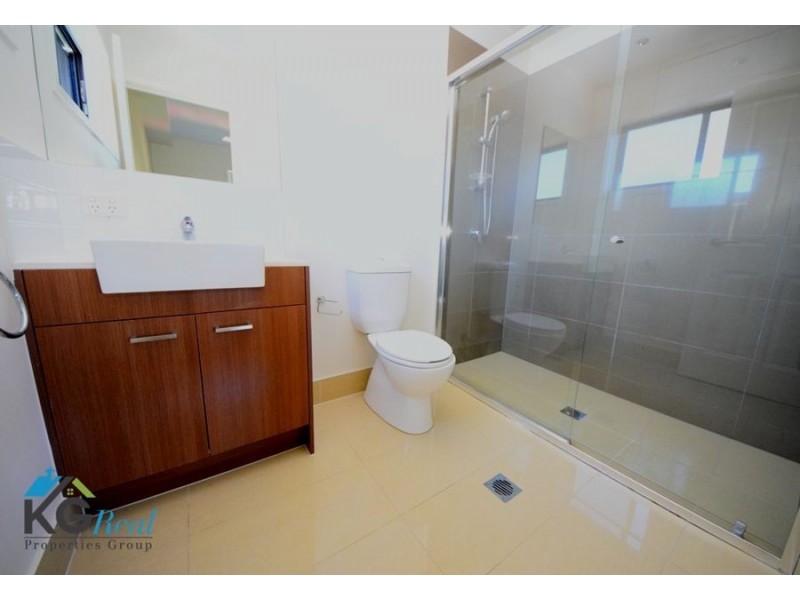 4 16 Lyon Street, Moorooka QLD 4105