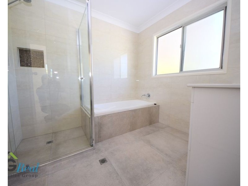 32 Highcrest Drive, Browns Plains QLD 4118