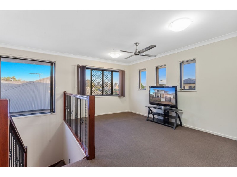33 The Promenade, Springfield Lakes QLD 4300
