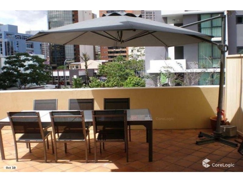 3/474 Upper Edward St, Spring Hill QLD 4000