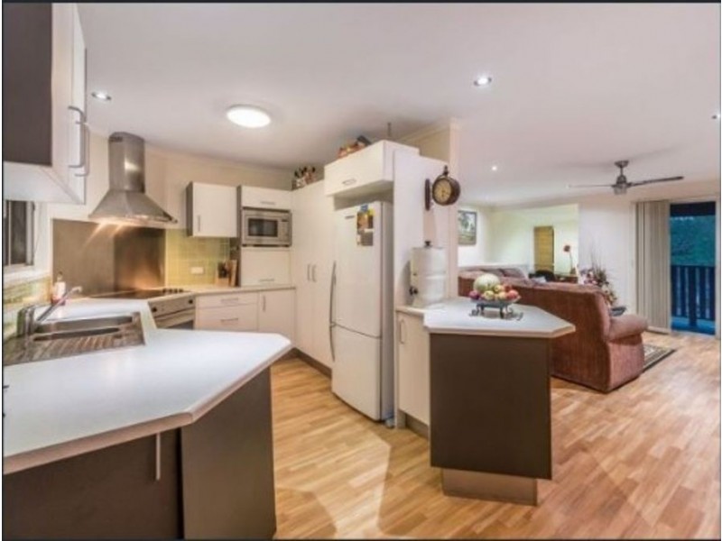 23 Morisset court, Edens Landing QLD 4207