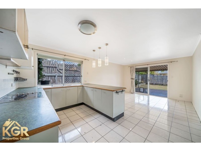 13 Mooloolah Court, Hillcrest QLD 4118