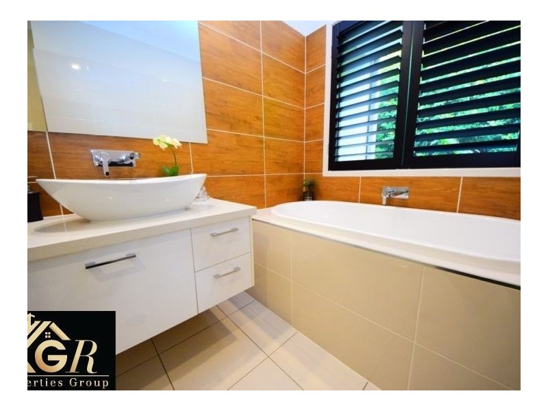 5 Elvire Street, Ormeau Hills QLD 4208