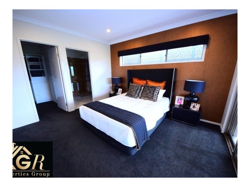 5 Elvire Street, Ormeau Hills QLD 4208