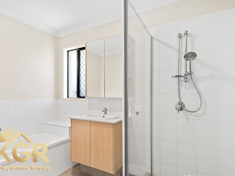 34 Blackwell Street, Hillcrest QLD 4118