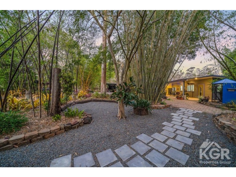703 Greenbank Rd, North Maclean QLD 4280