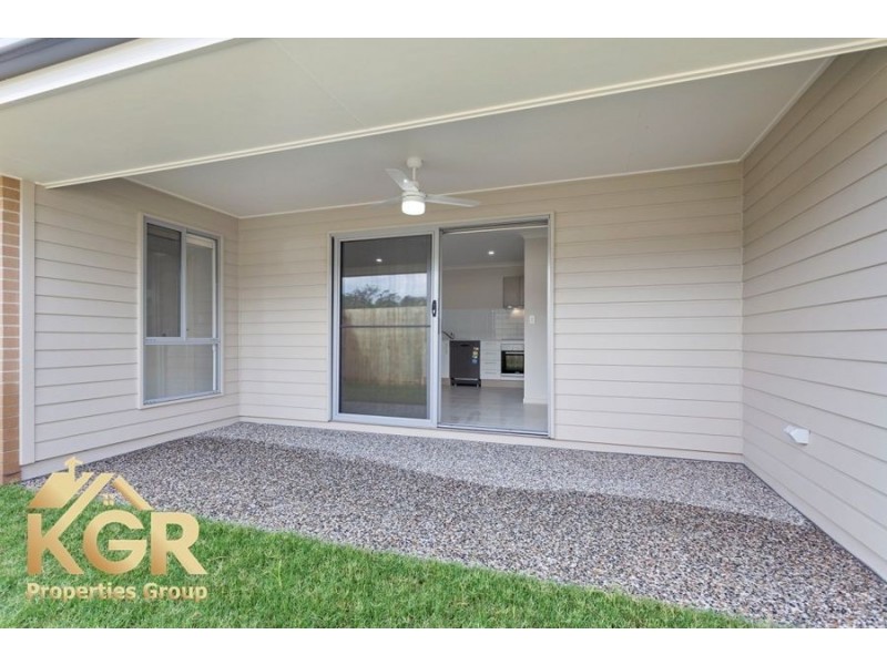 Unit 2/18 Pinelands Street, Loganlea QLD 4131