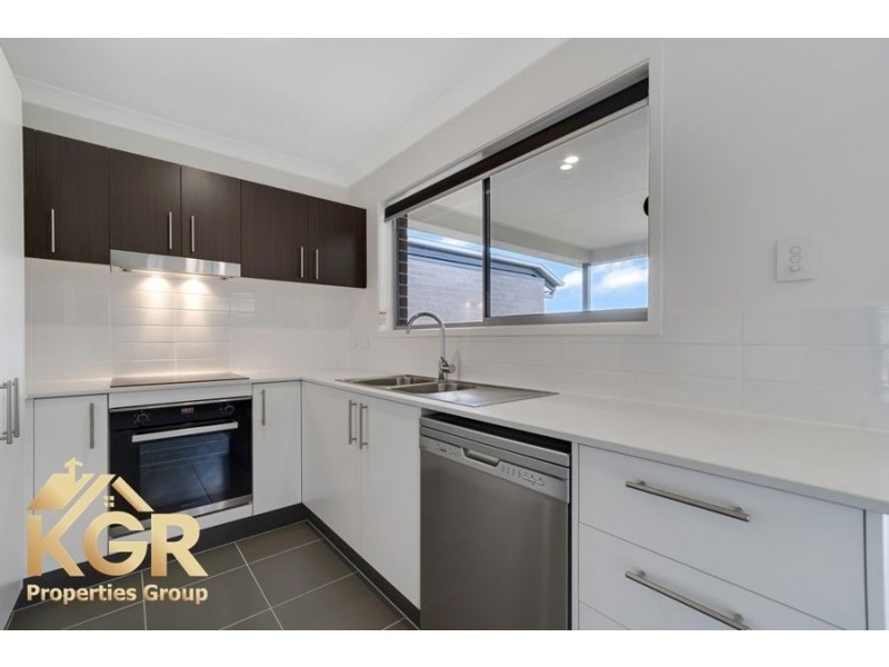 3 Windmill Place, Belivah QLD 4207