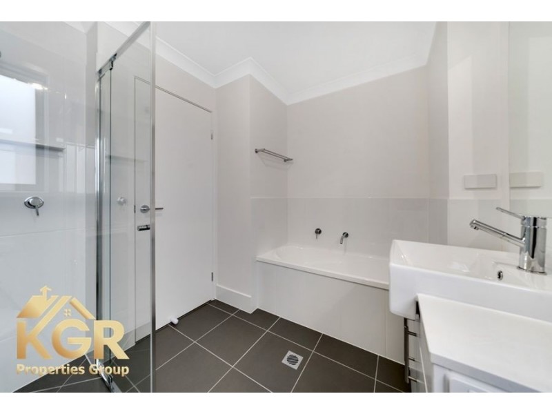3 Windmill Place, Belivah QLD 4207