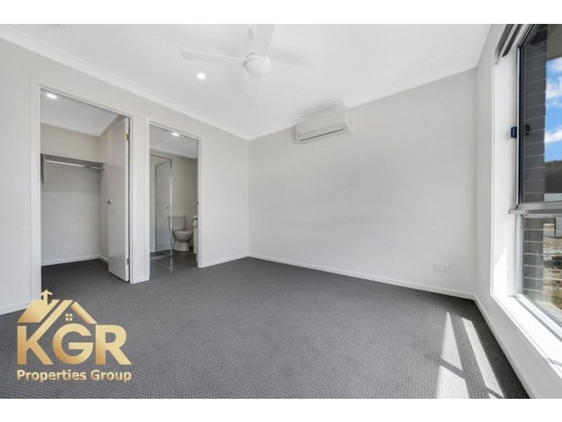 3 Windmill Place, Belivah QLD 4207