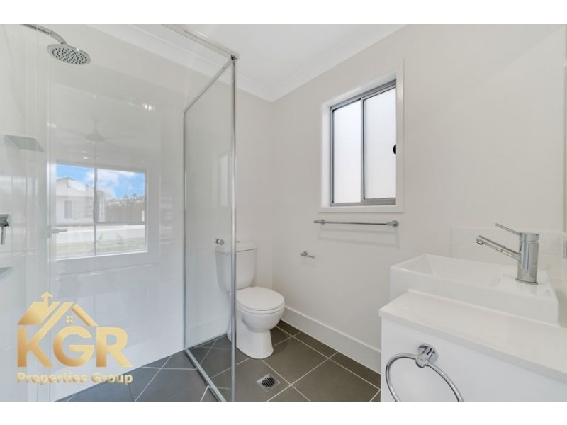 3 Windmill Place, Belivah QLD 4207