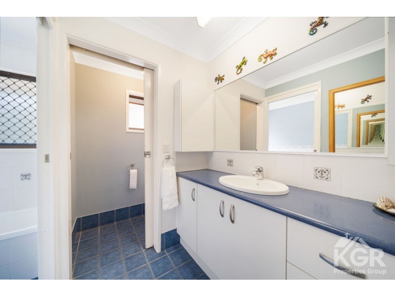 25 Hailar St, Shailer Park QLD 4128