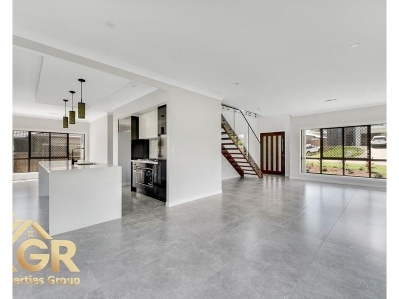 21 Linton Street, Loganlea QLD 4131