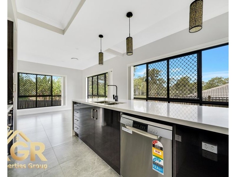21 Linton Street, Loganlea QLD 4131