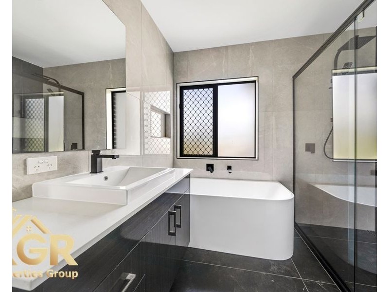 21 Linton Street, Loganlea QLD 4131