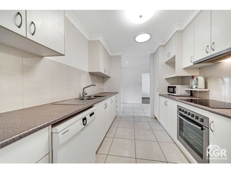 69 Selwyn St, North Booval QLD 4304
