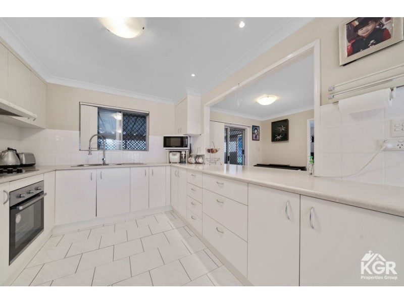 15 Tolverne St, Rochedale South QLD 4123