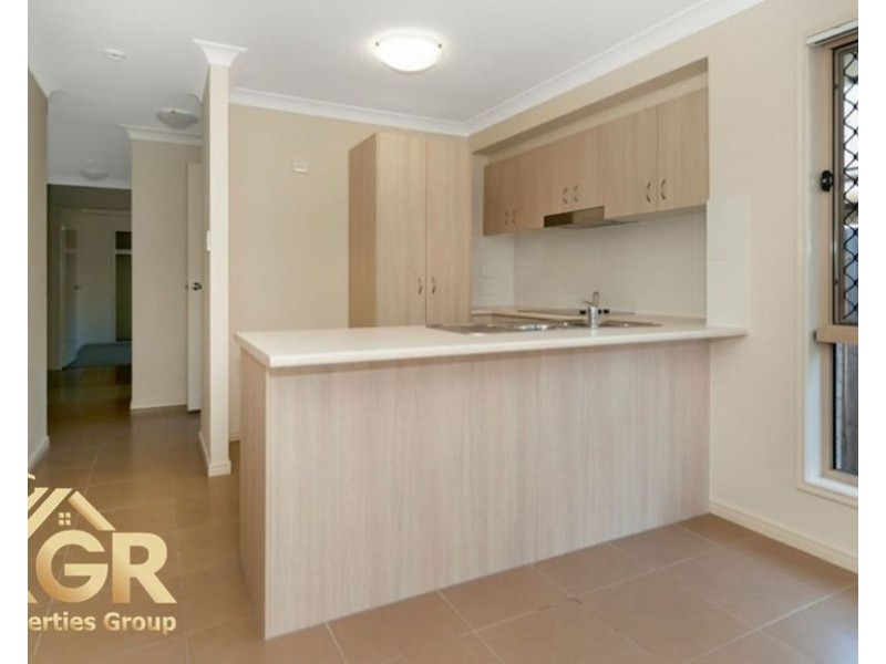 1/28 Adelaide Street, Kingston QLD 4114