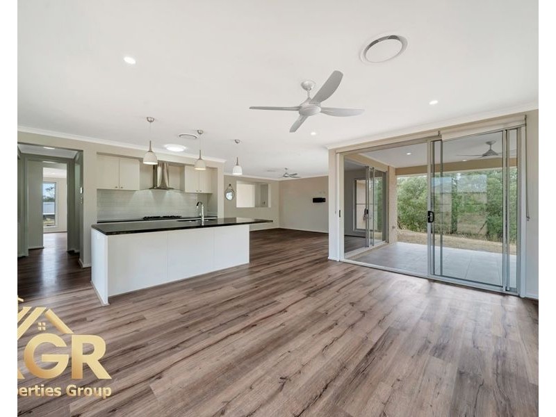 2-4 Timber Ridge Road, New Beith QLD 4124