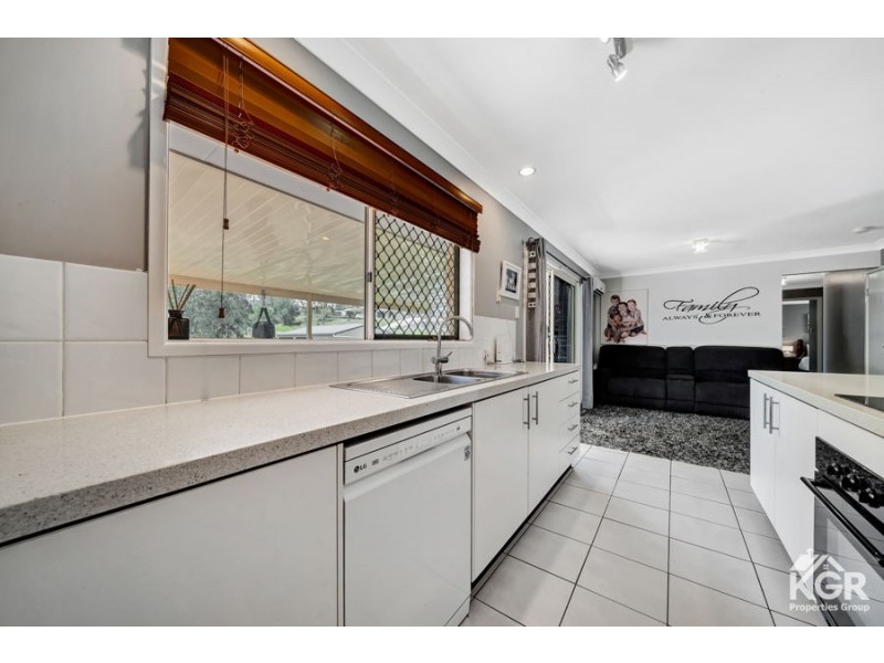 1-3 Turpentine Dr, Cedar Vale QLD 4285