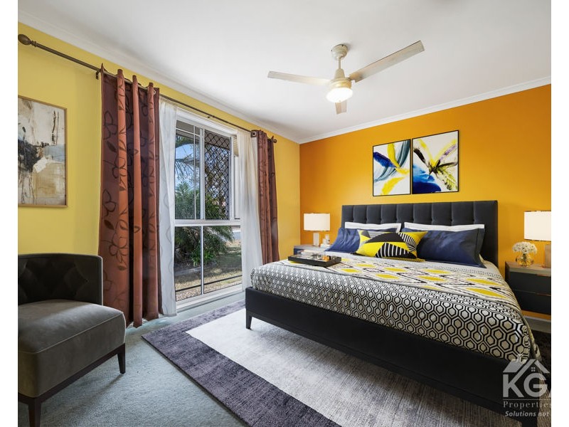 13 Mooloolah Court, Hillcrest QLD 4118
