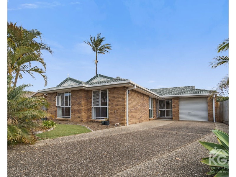 13 Mooloolah Court, Hillcrest QLD 4118