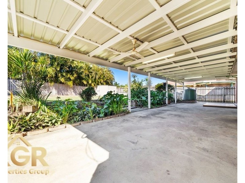 52 Federation Drive, Hillcrest QLD 4118