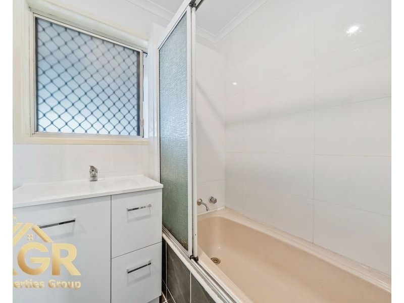 1 Norfolk Street, Hillcrest QLD 4118