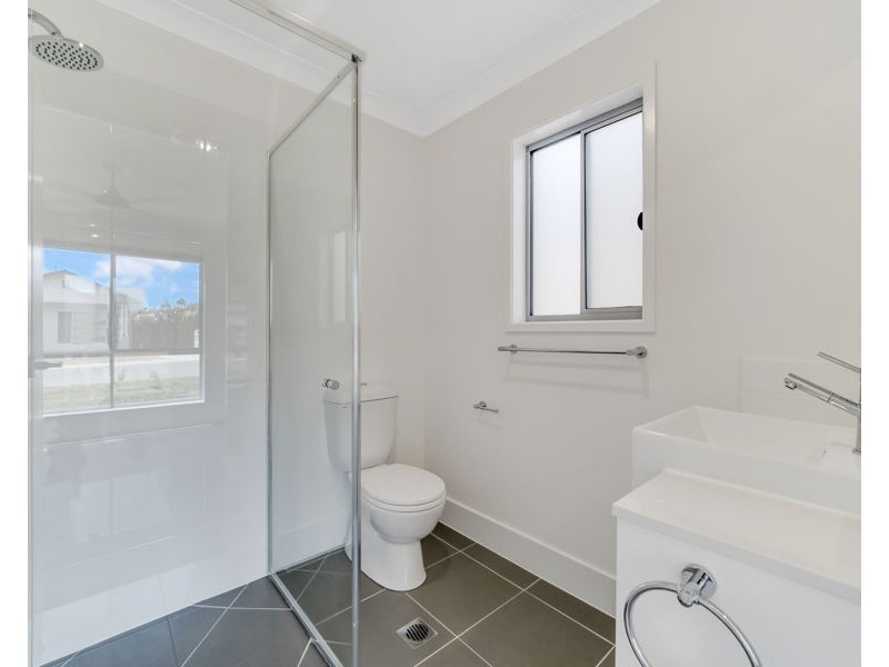 3 Windmill Place, Belivah QLD 4207