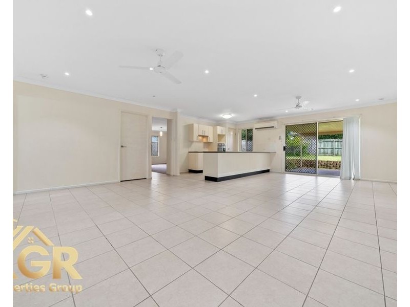 10 Chantilly Court, Loganlea QLD 4131