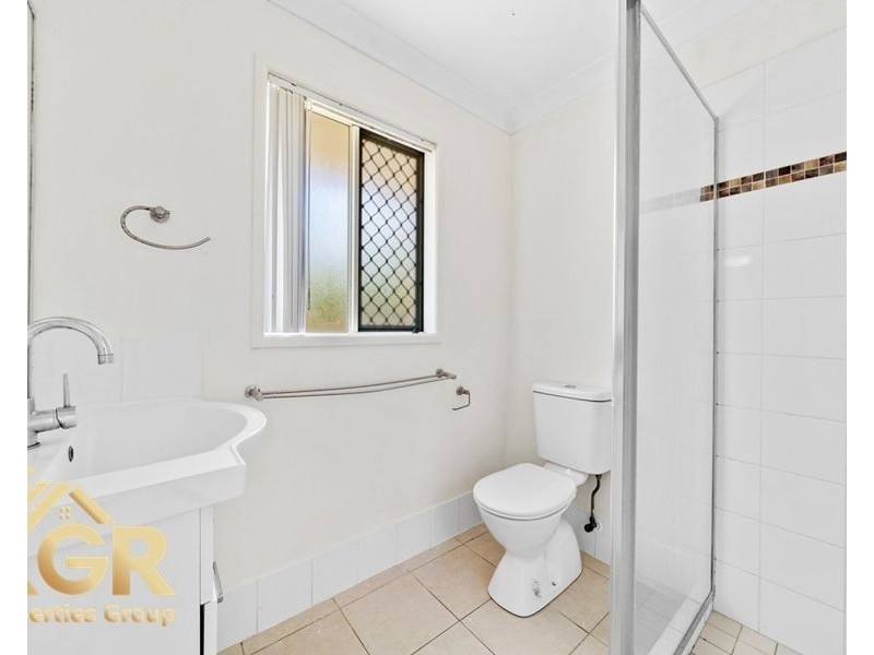 10 Chantilly Court, Loganlea QLD 4131
