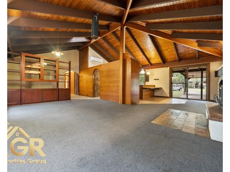 83 Crowson Lane, Munruben QLD 4125