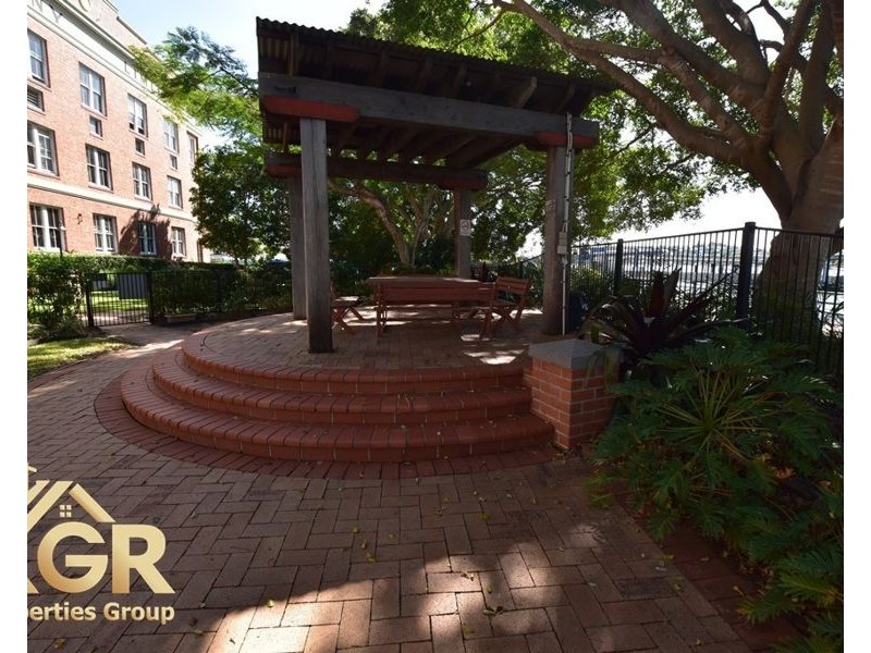 123/53 Vernon Terrace, Teneriffe QLD 4005