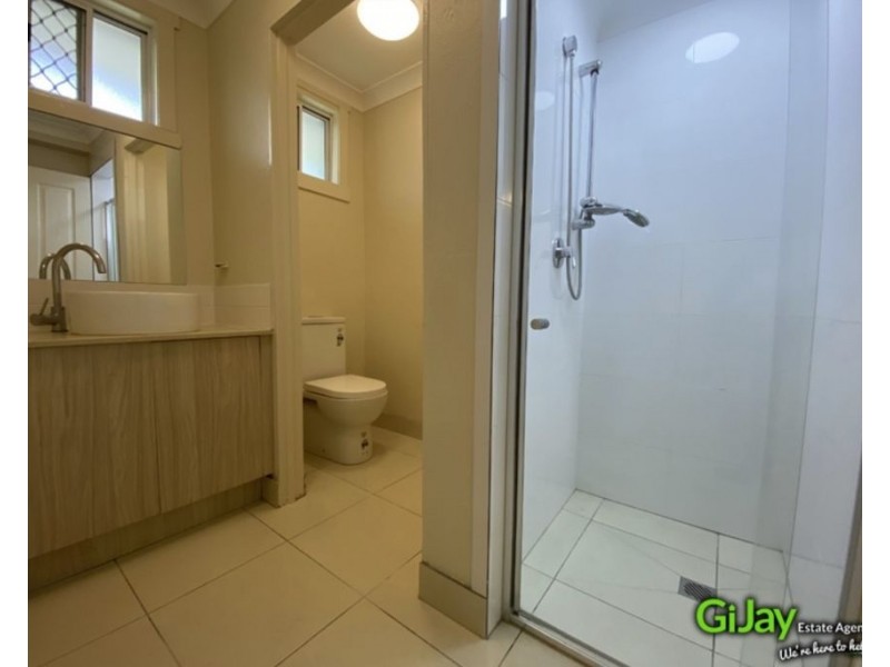 2/13 Willis Street, Tarragindi QLD 4121